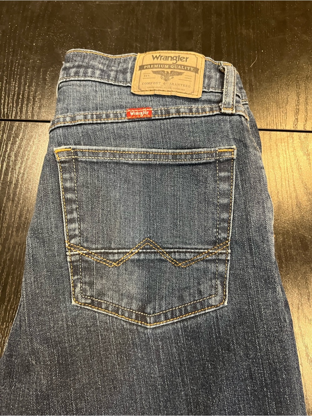 Wrangler Slim Straight Jeans in Medium Blue Denim